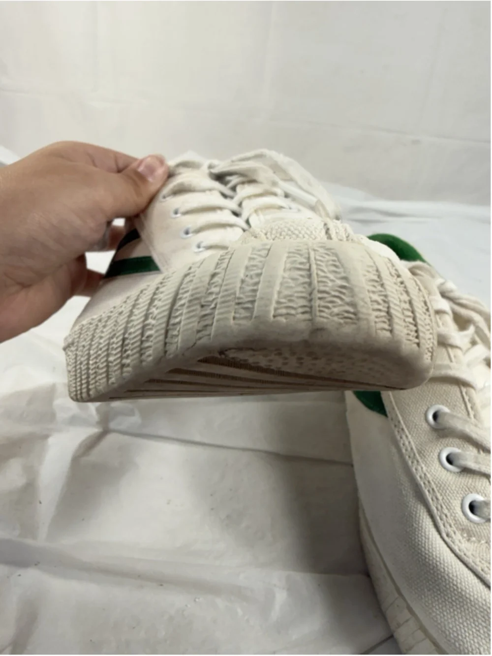 Tretorn Women's Nylite Canvas White and Green Sneakers Size 8.5